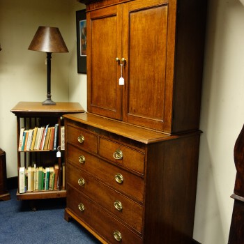 Engels kabinet, Antiek Engels Kabinet eikenhout