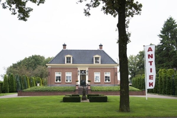 Antiek winkel Antiek Heineman