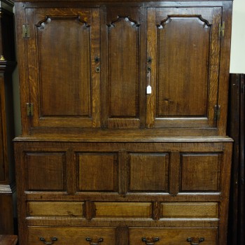 Engelse "House keepers wardrobe", Antieke Engelse "House keepers wardrobe"