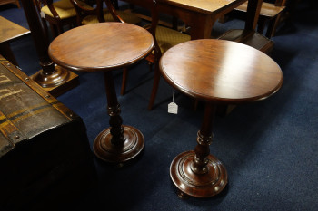 set van 2 Engelse tafels - DSC04280.JPG