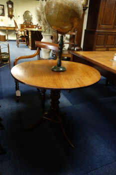 Engelse wijntafel - DSC04641.JPG