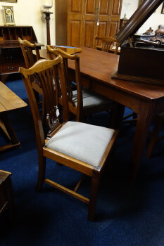 Engelse set van 6 stoelen - DSC04654.JPG