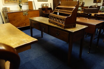 Engelse Side tafel - DSC04662.JPG
