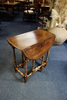 Engelse hangoortafel - DSC04757.JPG