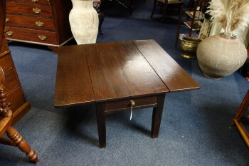 Engelse Pembroke salontafel - DSC04768.JPG