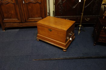 Engelse kist - IB4946.JPG