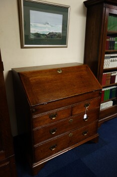 Engelse secretaire - MR-3793.JPG