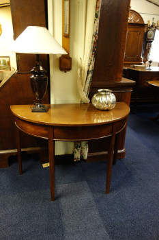Engelse wandtafel halve maan - MR1672.JPG