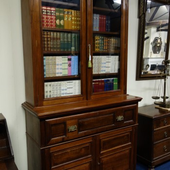 Engelse bureau boekenkast, MR2787a