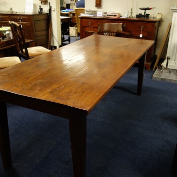 Engelse country tafel, MR2976