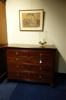 Engelse ladekast - MR3571.JPG