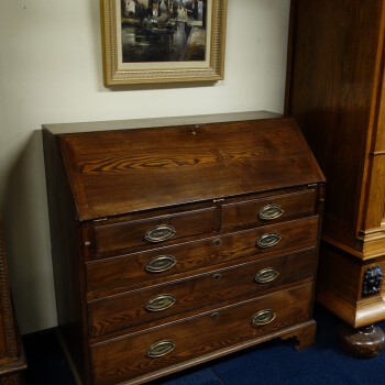 Engelse secretaire, Antieke Engelse secretaire maple leaf