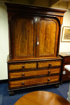 Engels kabinet - MR3669.JPG