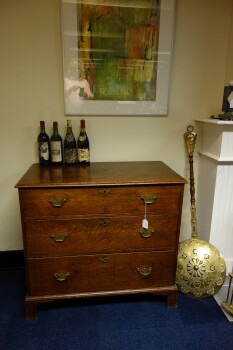 Engelse ladekast - MR3724.JPG
