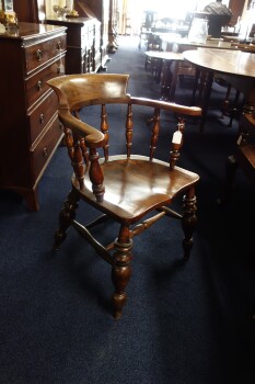 Engelse captainchair - MR3735-1.JPG
