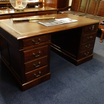 Engels Bureau, MR3835 4
