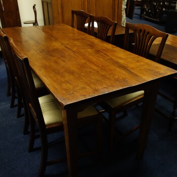 Engelse Countrytafel, MR3892 2