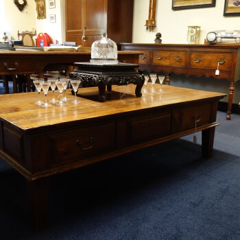 Engelse Country salontafel, Antieke Engelse Country salontafel