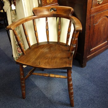 Engelse captainchair, MR3919 1