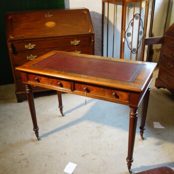 Engelse Schrijftafel, MR3925 5