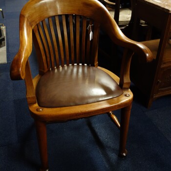 Engelse bureaustoel, Antieke Engelse mahoniehouten bureaustoel uit 1870