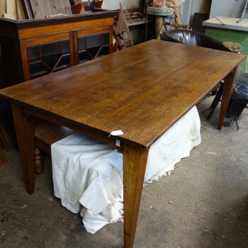 Engelse countrytafel, MR3960