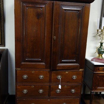 Engels 'luierkabinet', MR3975