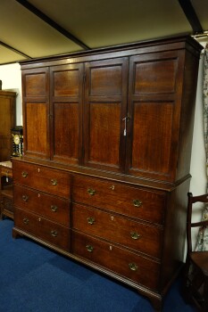 Engelse kast met bureaulade - MR3982a.JPG