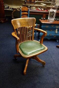 Engelse "swiffle" bureaustoel - MR3983-2.JPG