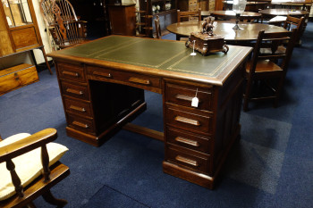 Engels bureau - MR4007-3.JPG