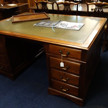 Engels bureau, MR4048 2