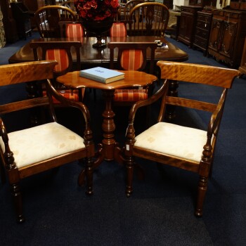 set van 2 Engelse stoelen, MR4103 3