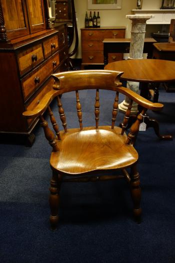 captain stoel, Antieke Engelse kapiteinsstoel uit 1870
